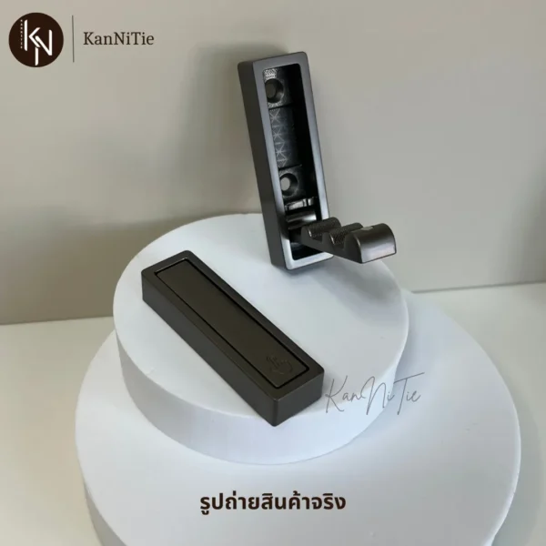 ฮุกตะขอแขวนเสื้อผ้าซ่อนพับได้ติดผนัง ทรงเหลี่ยม สีเทาดำ SQUARE HIDDEN WALL HOOK HANGER H07 - Image 12